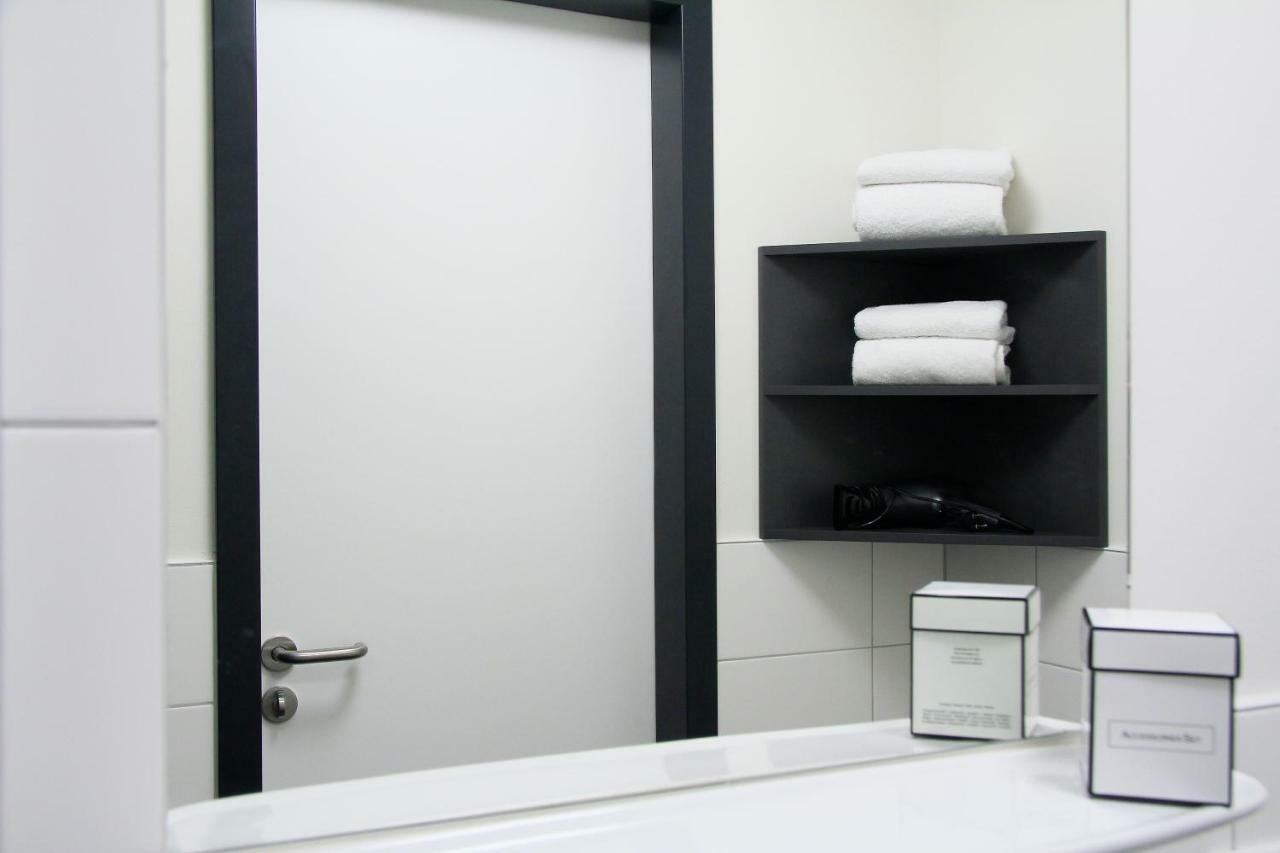 Hanselife Hotel Hamburg City Nord Exteriör bild