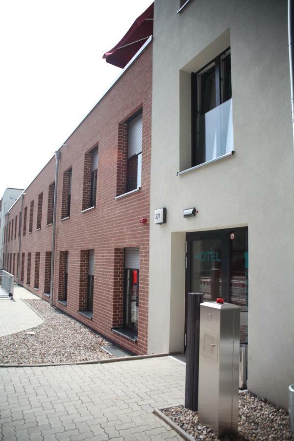 Hanselife Hotel Hamburg City Nord Exteriör bild